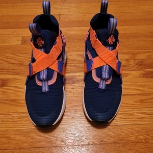 NIKE AIR HUARACHE CITY (GS) SNEAKERS sz 6.5Y